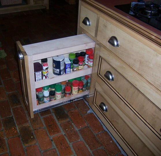 Kitchen Cabinet Pull Out Shelf